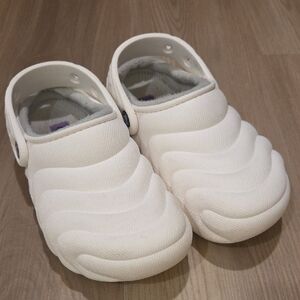 CROCS Kids White Slippers